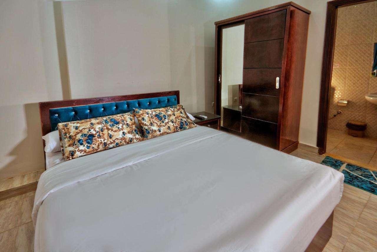 Hotel Tut Pyramids View Kafret el-Gabal Zewnętrze zdjęcie