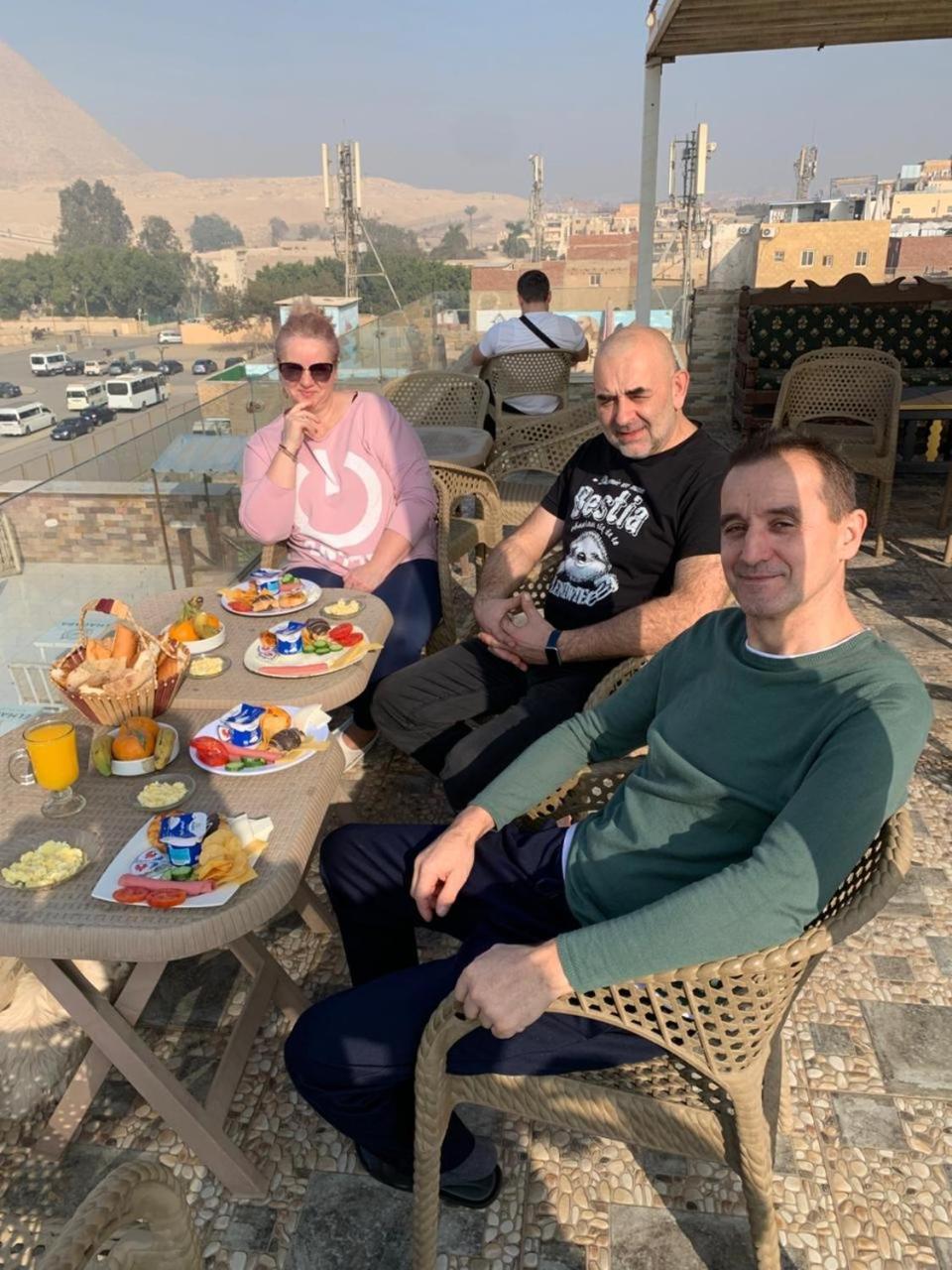 Hotel Tut Pyramids View Kafret el-Gabal Zewnętrze zdjęcie